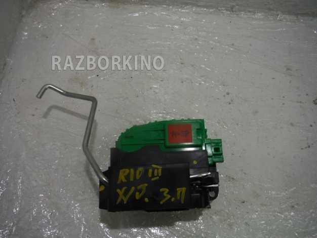 Замок двери задней правой Kia Rio 3