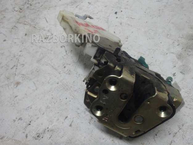 Замок двери задней левой Nissan Almera N16