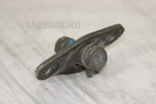 Замок двери багажника Nissan Almera N16