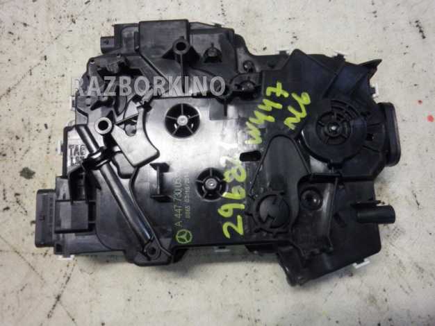 Замок двери сдвижной левой Mercedes W447 Vito V